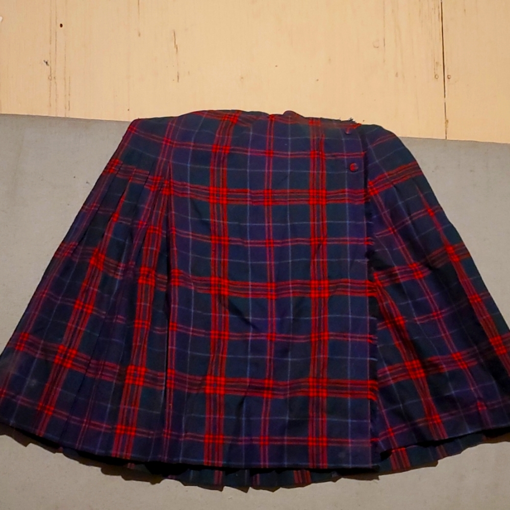 Pleated plad skirt
